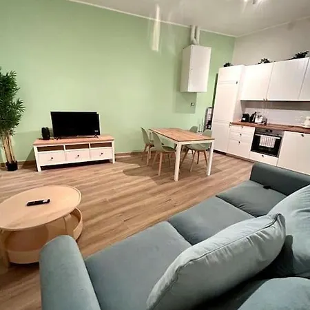 Apartment Green Lovers
